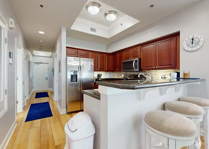 Holiday home Waterfront With A Private Deck Gas Grill Wifi & Ac