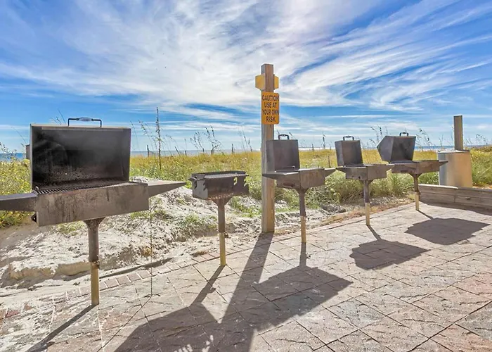 Waterfront With A Private Deck Gas Grill Wifi & Ac *